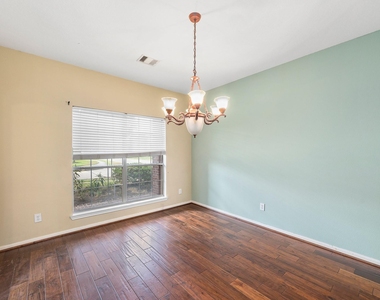 10003 Lynette Falls Drive - Photo Thumbnail 10