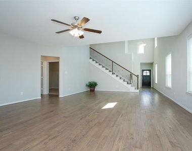 177 Emory Birch Drive - Photo Thumbnail 3