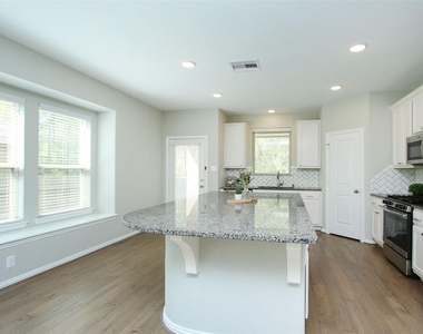 177 Emory Birch Drive - Photo Thumbnail 8