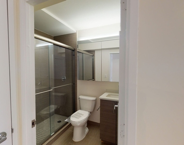 401 E 34th St - Photo Thumbnail 3