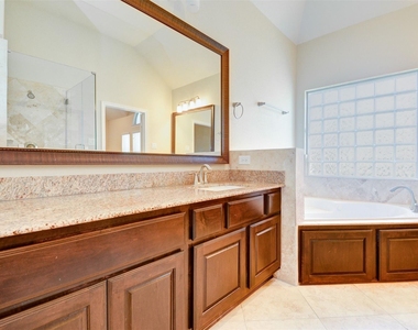 1423 Upland Orchard Drive - Photo Thumbnail 23