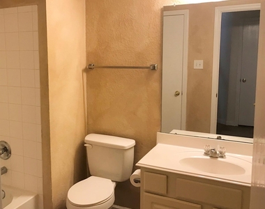 13003 Bramford Point Lane - Photo Thumbnail 9