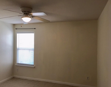 13003 Bramford Point Lane - Photo Thumbnail 7