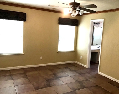 13003 Bramford Point Lane - Photo Thumbnail 5