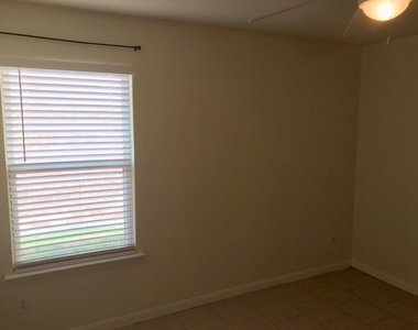 13003 Bramford Point Lane - Photo Thumbnail 8