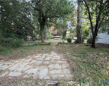 335 Claremont Street - Photo Thumbnail 17
