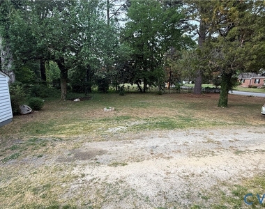 335 Claremont Street - Photo Thumbnail 14