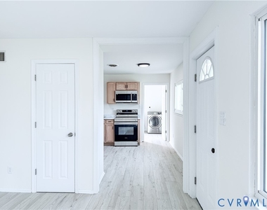2706 Selden Street - Photo Thumbnail 2
