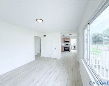 2706 Selden Street - Photo Thumbnail 1