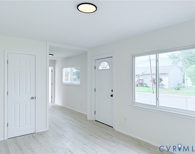 2706 Selden Street - Photo Thumbnail 13