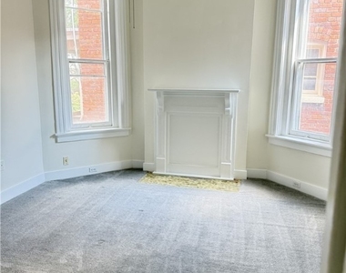 2034 W Grace Street - Photo Thumbnail 8