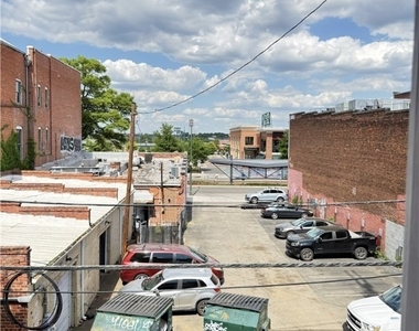 2034 W Grace Street - Photo Thumbnail 17