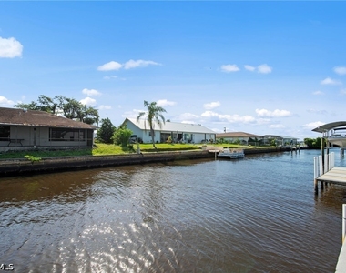 7195 Reymoor Drive - Photo Thumbnail 15