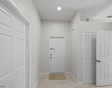 7195 Reymoor Drive - Photo Thumbnail 7