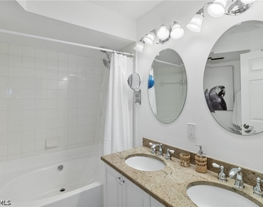 1044 Woodshire Lane - Photo Thumbnail 5