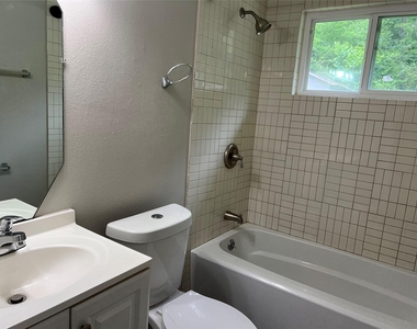 9505 Everglade Drive - Photo Thumbnail 19