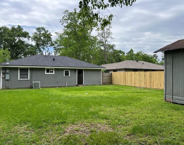 9505 Everglade Drive - Photo Thumbnail 23