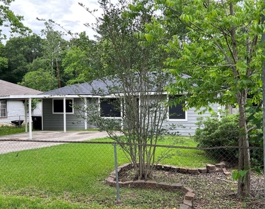 9505 Everglade Drive - Photo Thumbnail 1