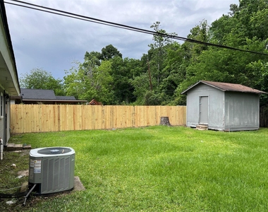 9505 Everglade Drive - Photo Thumbnail 22