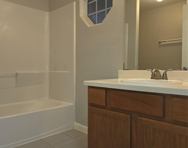 11114 Opatrny Meadows Lane - Photo Thumbnail 22