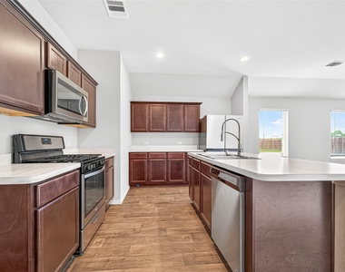 21414 Hartford Hollow Lane - Photo Thumbnail 4