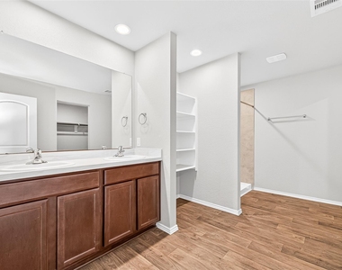 21414 Hartford Hollow Lane - Photo Thumbnail 8