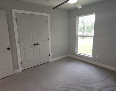2651 Beaumont Avenue - Photo Thumbnail 26