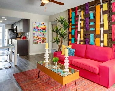 2101 Burton Drive - Photo Thumbnail 4