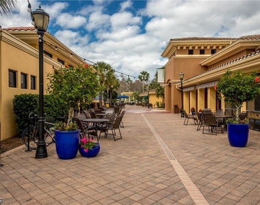 10714 Cetrella Drive - Photo Thumbnail 23