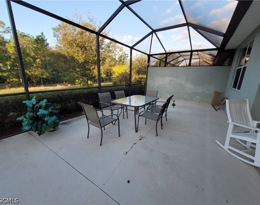 10714 Cetrella Drive - Photo Thumbnail 4
