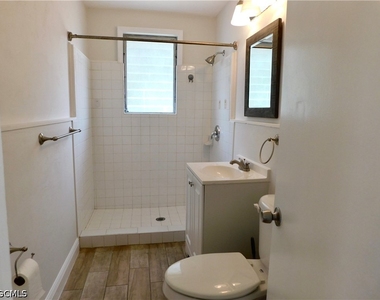 287 Poe Avenue - Photo Thumbnail 10