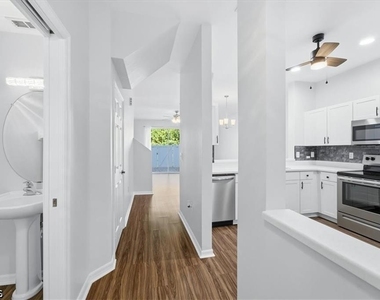 3630 Pine Oak Circle - Photo Thumbnail 4