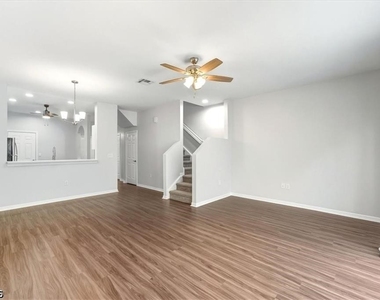 3630 Pine Oak Circle - Photo Thumbnail 13
