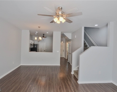 3630 Pine Oak Circle - Photo Thumbnail 10