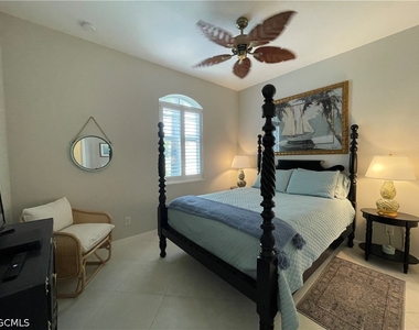 10640 Camarelle Circle - Photo Thumbnail 40
