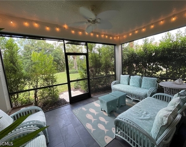 10640 Camarelle Circle - Photo Thumbnail 11