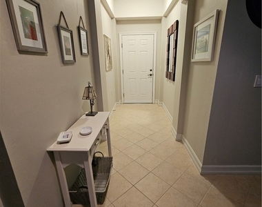 10530 Amiata Way - Photo Thumbnail 27
