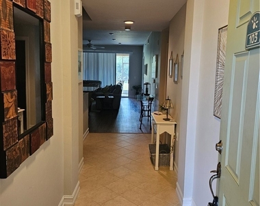 10530 Amiata Way - Photo Thumbnail 3
