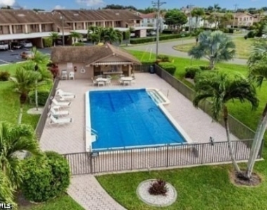 3813 Se 11th Place - Photo Thumbnail 20