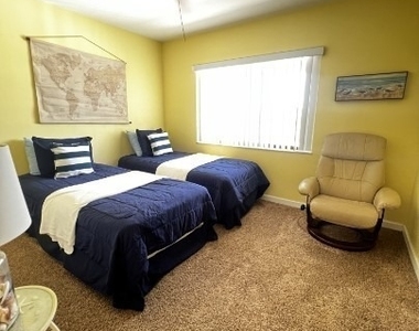 3813 Se 11th Place - Photo Thumbnail 14