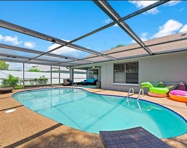 2206 Se 4th Street - Photo Thumbnail 13