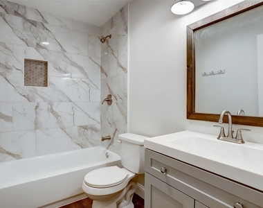 10458 Hammerly Boulevard - Photo Thumbnail 8