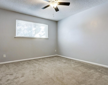 10458 Hammerly Boulevard - Photo Thumbnail 11