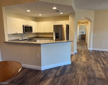 1502 Sw 50th Street - Photo Thumbnail 4