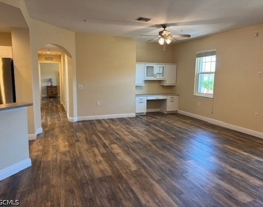 1502 Sw 50th Street - Photo Thumbnail 2