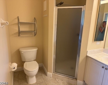 1502 Sw 50th Street - Photo Thumbnail 21