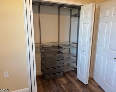 1502 Sw 50th Street - Photo Thumbnail 17