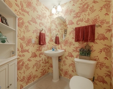 2825 Palm Beach Boulevard - Photo Thumbnail 10
