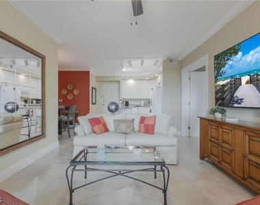 2825 Palm Beach Boulevard - Photo Thumbnail 16