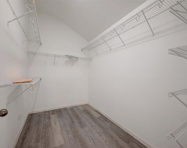 1807 Hidden Breeze Drive - Photo Thumbnail 44